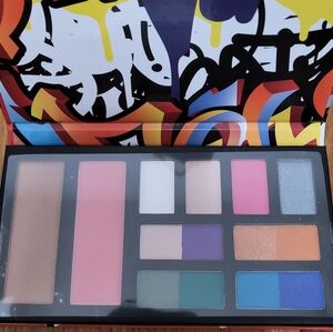 Color Riot Eyeshawdow and Face Palette